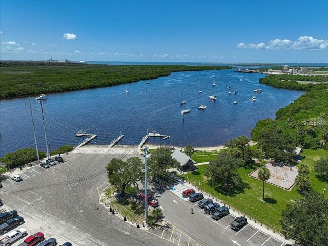 8902 ALAFIA WAY, Riverview, FL 33578
