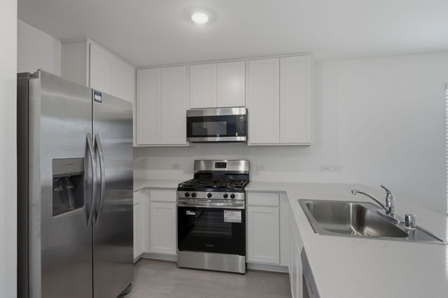 2536 Farrier Lane, Aubrey, TX 76227