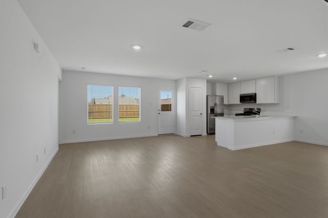 2536 Farrier Lane, Aubrey, TX 76227