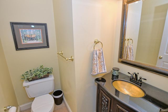 4602 Brighton Court, Newburgh, IN 47630