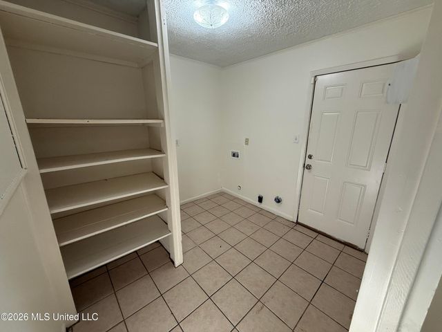 335 Valley Vista Drive, 335, Jackson, MS 39211