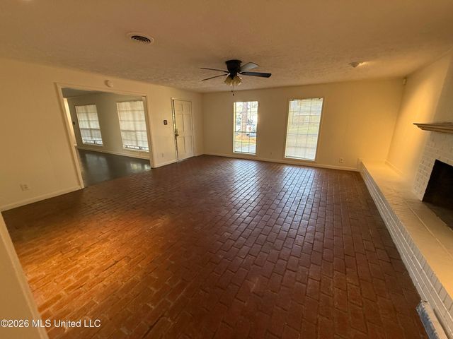 335 Valley Vista Drive, 335, Jackson, MS 39211