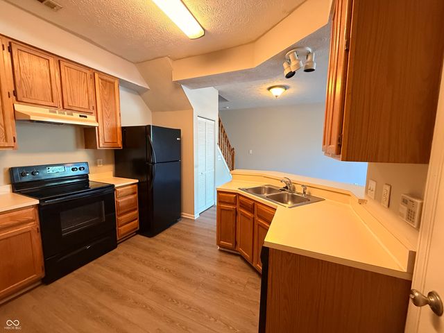 803 Coyote Drive APT C, Indianapolis, IN 46214