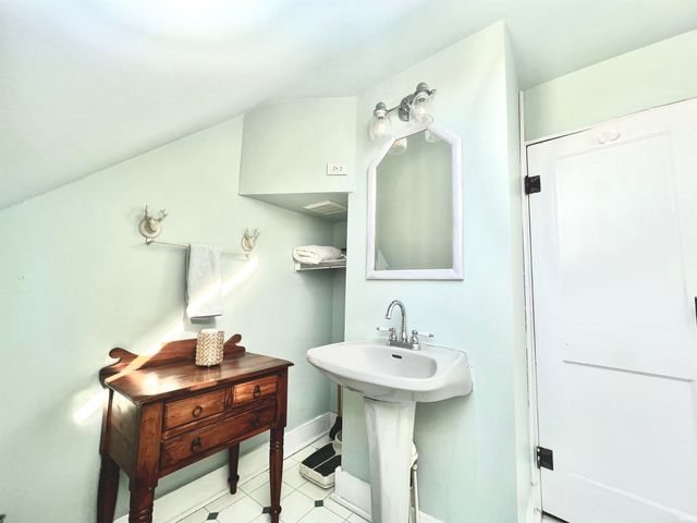 19100 Owensville Road, Haubstadt, IN 47639