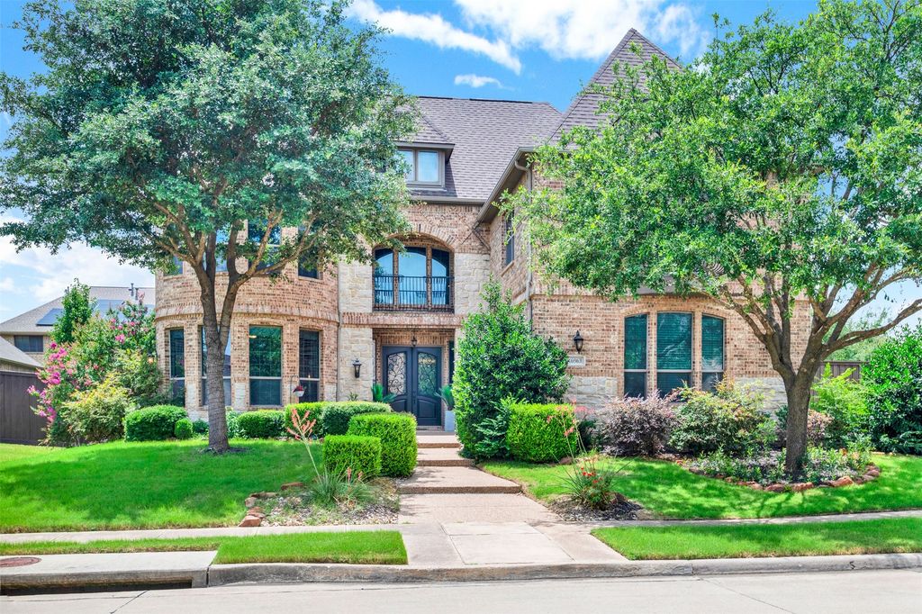 6963 Bridgemarker Drive, Grand Prairie, TX 75054