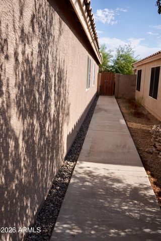 10705 W MONTECITO Avenue, Phoenix, AZ 85037