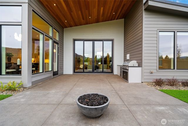 3119 Heron Street, Woodland, WA 98674