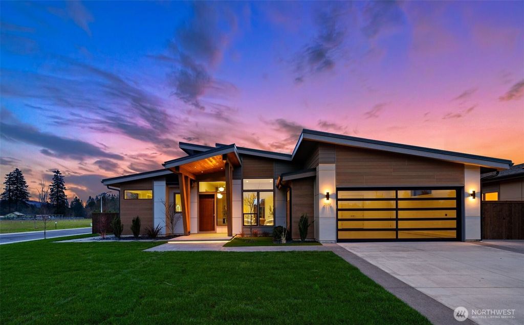 3119 Heron Street, Woodland, WA 98674