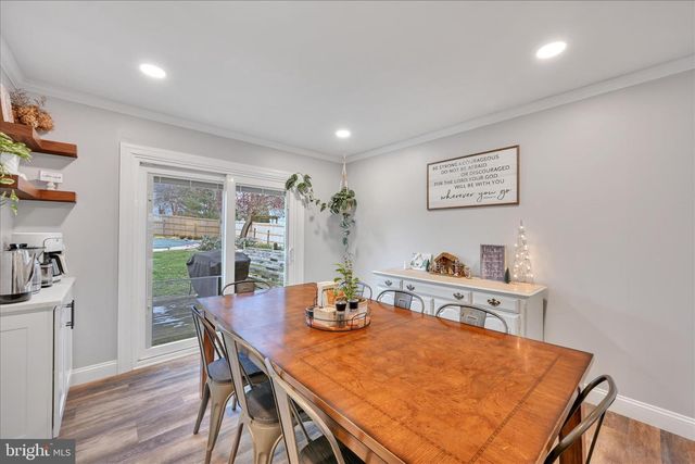 70 BROOKFIELD DR, Ephrata, PA 17522