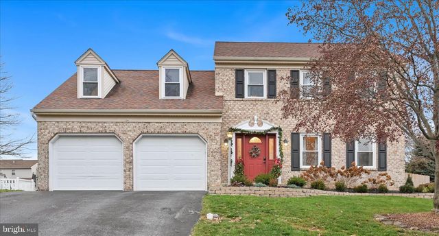 70 BROOKFIELD DR, Ephrata, PA 17522