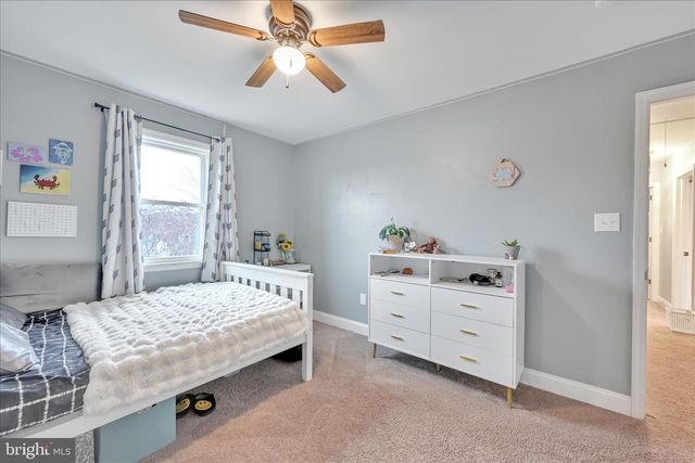 70 BROOKFIELD DR, Ephrata, PA 17522