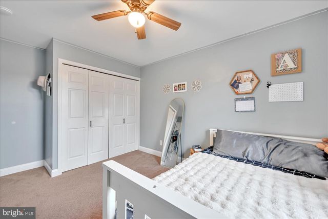 70 BROOKFIELD DR, Ephrata, PA 17522