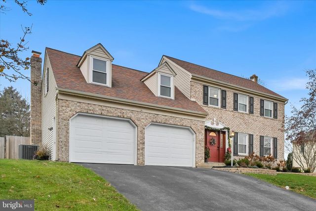 70 BROOKFIELD DR, Ephrata, PA 17522