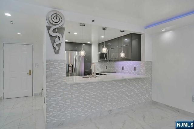 100 Old Palisade Road 710, Fort Lee, NJ 07024