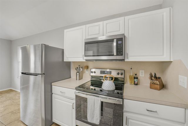 19815 Rocky Shores Drive, Tomball, TX 77375