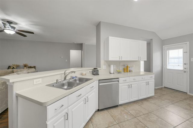 19815 Rocky Shores Drive, Tomball, TX 77375