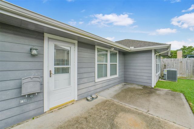 19815 Rocky Shores Drive, Tomball, TX 77375