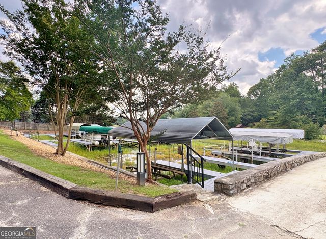 8554 Shoreline Drive, Jonesboro, GA 30236