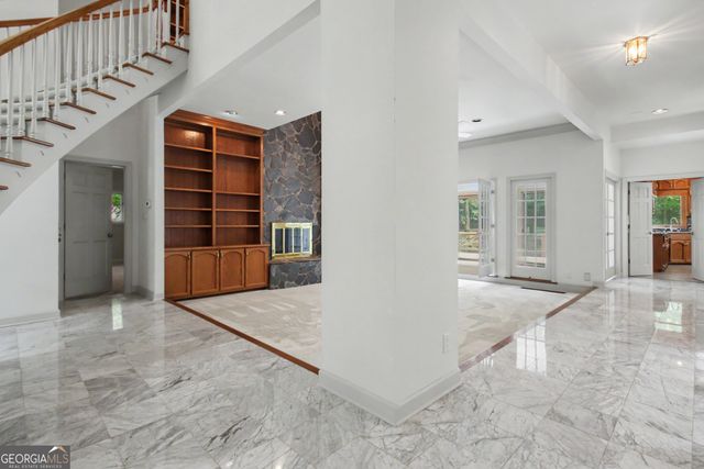 8554 Shoreline Drive, Jonesboro, GA 30236