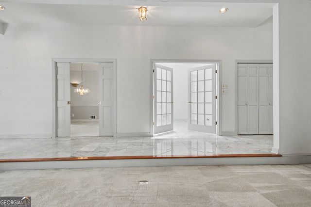 8554 Shoreline Drive, Jonesboro, GA 30236