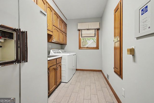 8554 Shoreline Drive, Jonesboro, GA 30236