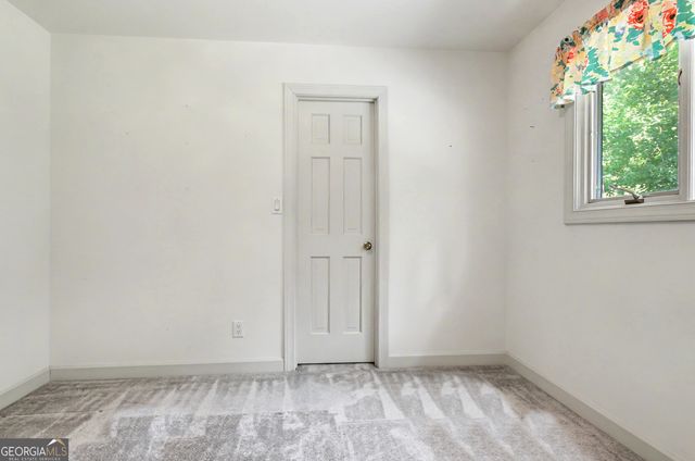 8554 Shoreline Drive, Jonesboro, GA 30236
