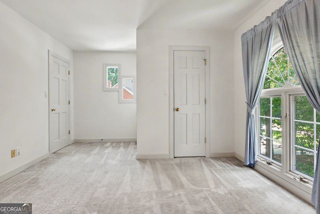 8554 Shoreline Drive, Jonesboro, GA 30236