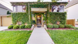 315 E Union Avenue, Wheaton, IL 60187