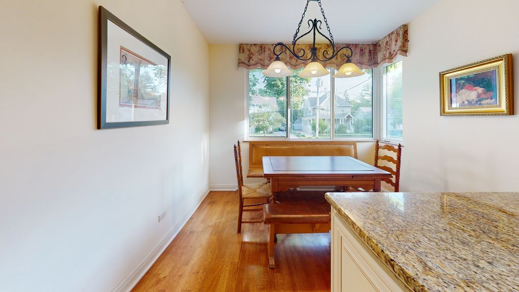 Image 42 of property listing at 315 E Union Avenue, Wheaton, IL 60187