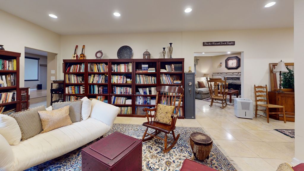 Image 48 of property listing at 315 E Union Avenue, Wheaton, IL 60187