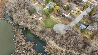 1801 Western Avenue N, Roseville, MN 55113