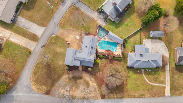 3980 Bow Street NE, Cleveland, TN 37312