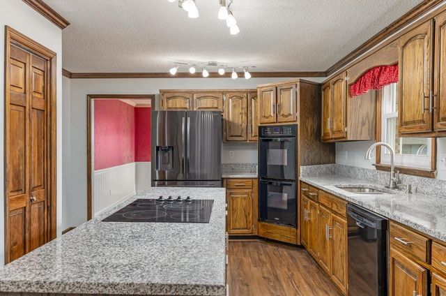 3980 Bow Street NE, Cleveland, TN 37312