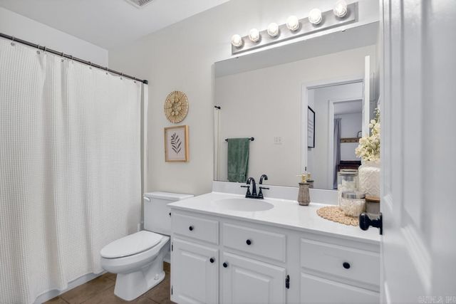 1014 Spring Creek Cove, Benton, AR 72015