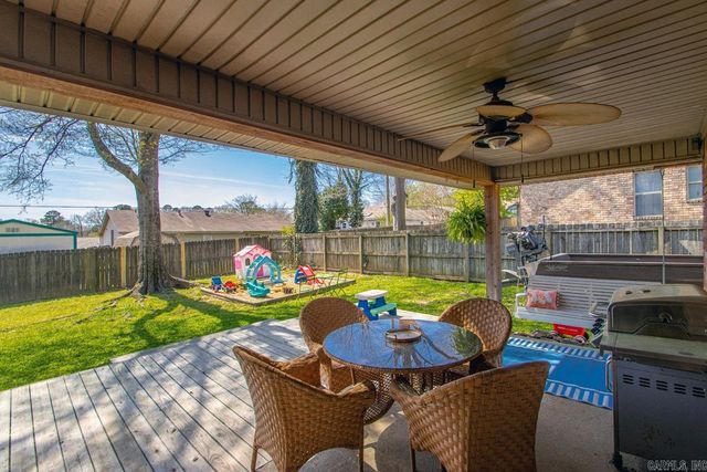 1014 Spring Creek Cove, Benton, AR 72015