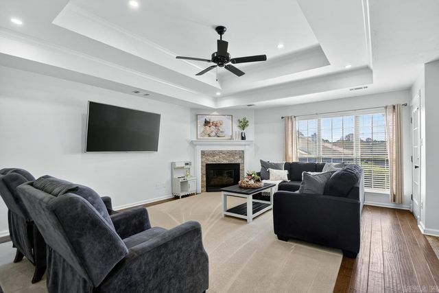 1014 Spring Creek Cove, Benton, AR 72015