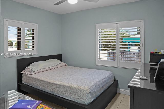 117 W 34th St, Hialeah, FL 33012