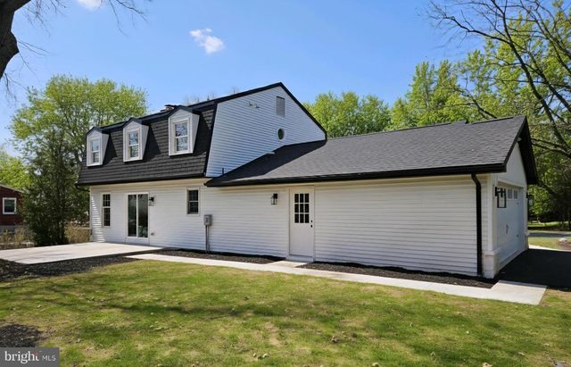 626 SAND HILL RD, Hershey, PA 17033