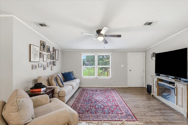 4414 Appletree Court, Granbury, TX 76048