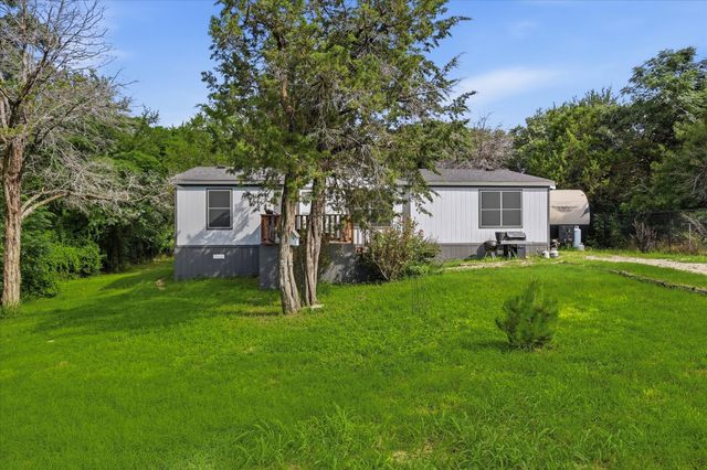 4414 Appletree Court, Granbury, TX 76048