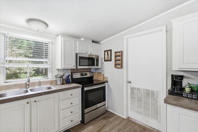 4414 Appletree Court, Granbury, TX 76048