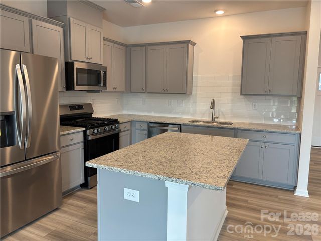 5008 Falstone Drive, Charlotte, NC 28269