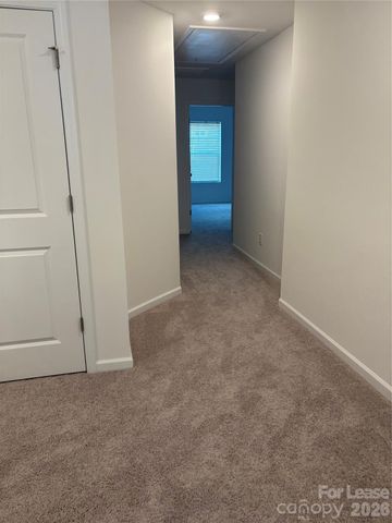 5008 Falstone Drive, Charlotte, NC 28269