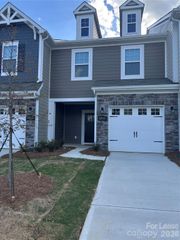 5008 Falstone Drive, Charlotte, NC 28269