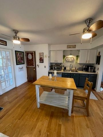 406 S Comet Drive, Braidwood, IL 60408