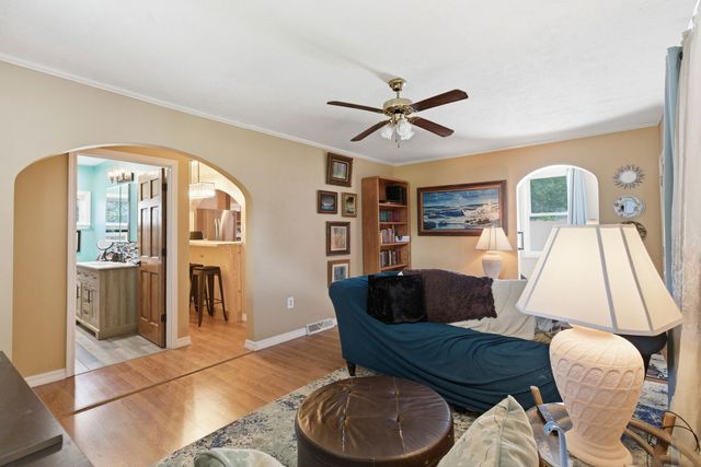 283 Center Grange ROAD, Center Twp, PA 15001
