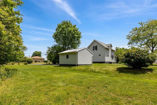 283 Center Grange ROAD, Center Twp, PA 15001