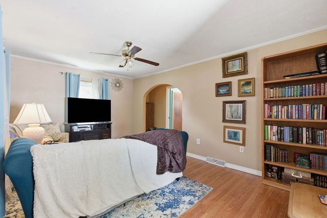 283 Center Grange ROAD, Center Twp, PA 15001
