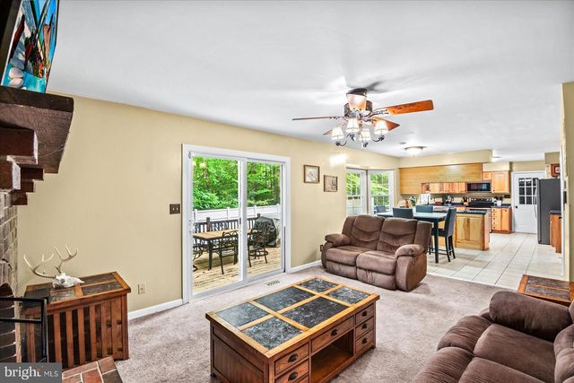 8012 PEMBROKE CIR, Spotsylvania, VA 22551