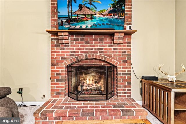 8012 PEMBROKE CIR, Spotsylvania, VA 22551